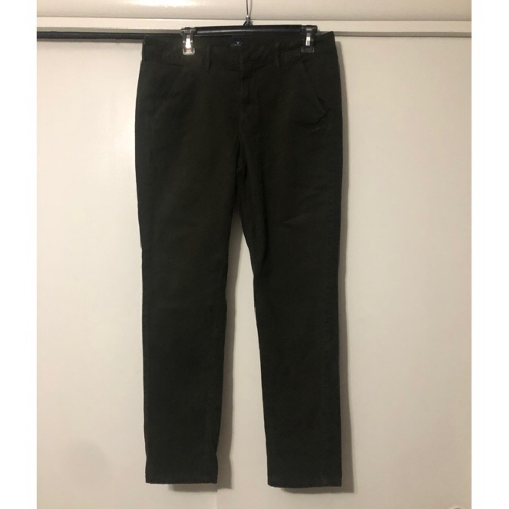AE Khaki/Olive Green pants